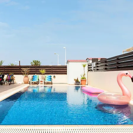 Villa Icarus In The Heart Of *